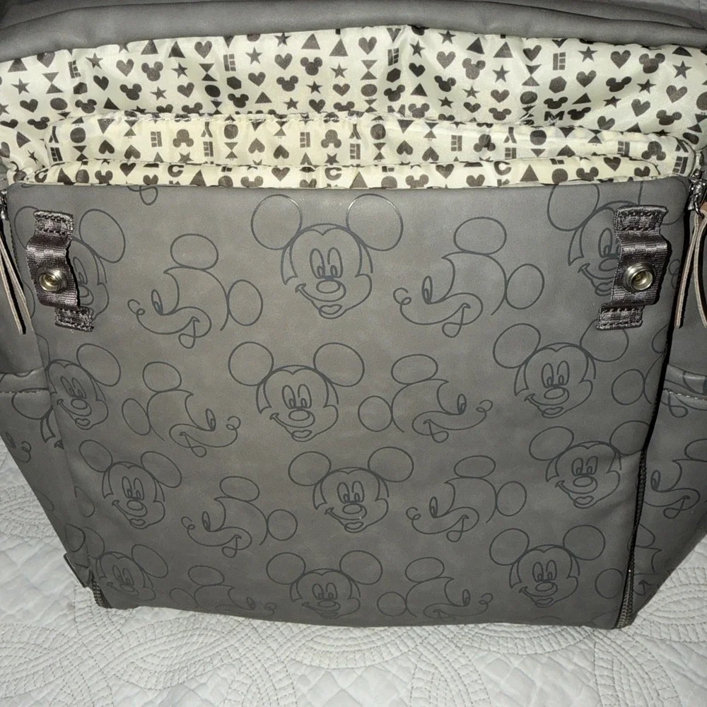 Petunia Pickle Bottom x Disney Love Mickey Disney Method Diaper‎ Bag Backpack